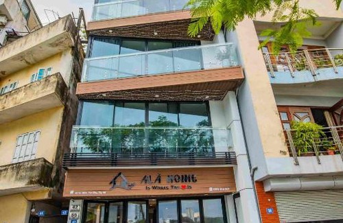 Yen Phu Apartment | A Là Home VM