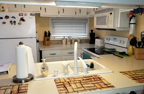 Emerald Isle Condo | "A Lil' Nauti" - 2 Bedroom Condo - Ocean Views, Emerald Isle, NC