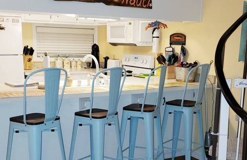Emerald Isle Condo | "A Lil' Nauti" - 2 Bedroom Condo - Ocean Views, Emerald Isle, NC