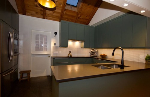 Vesuvius House | A Little Bit of Heaven