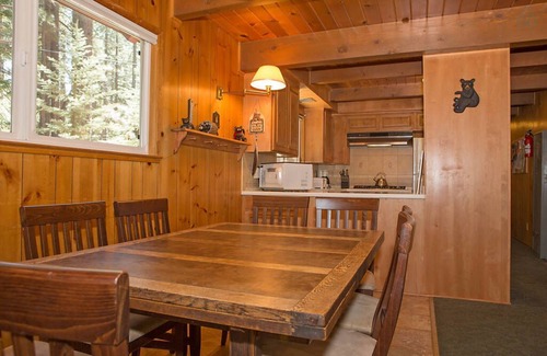 South Lake Tahoe Cabin | A Little House in the Big Woods - Near Ski Resorts and Camp Richardson Resort