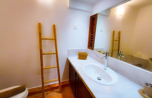Tartane Apartment | A little piece of sunshine in Paradise