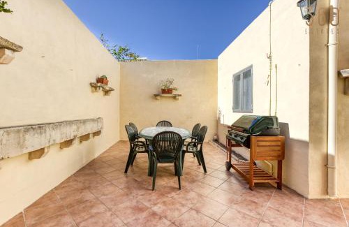 Rabat Apartment | A Lovely 3BR Maisonette in lovely town of Rabat by 360 Estates