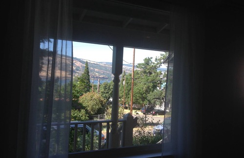 Mosier Cottage | A Lovely Cottage In The Heart Of The Columbia River Gorge