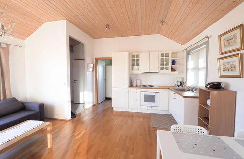 Hvalfjarðarsveit Cottage | A Lovely Cottage On The Banks Of Laxá River