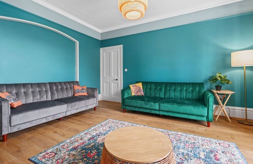Seaford Apartment | A Lovely, Luxury flat close to attractions and beach