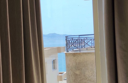 Sarande Apartment | A Lovely Place With lot of Light and sea View. The Beach is Only 150 Away