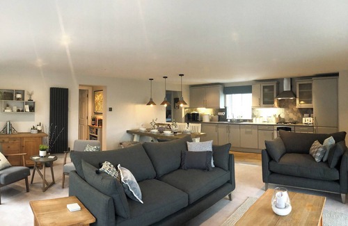 Portinscale Cottage | A luxurious apartment, beautifully decorated with stunning views.