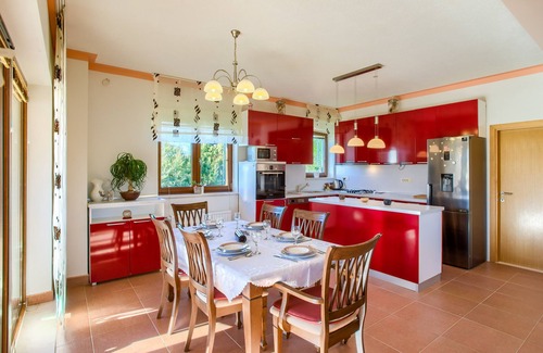 Ruzic Villa | A luxurious holiday experience in Dalmatian Countryside
