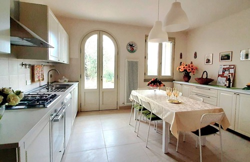 Figline e Incisa Valdarno Villa | A modern villa in the Florentine Chianti with private pool and amazing views.