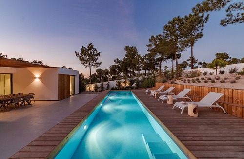 Carvalhal House | A Modern Design Villa on Comportas Exclusive Pego Beach