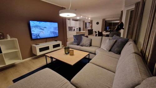 Kvaloya House | A Modern Home in Nature's Embrace