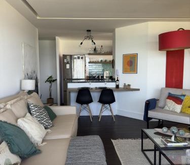 Recreio dos Bandeirantes Apartment | A Modern Paradise by The Seaside