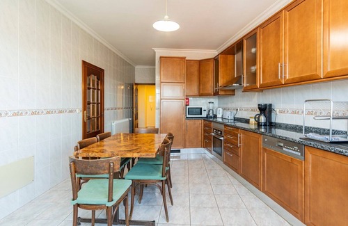 Vila Flor Apartment | A modern stay in Vila Flor