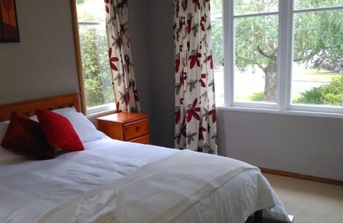 Rotorua Cottage | A modernised cottage full of charm and ambience
