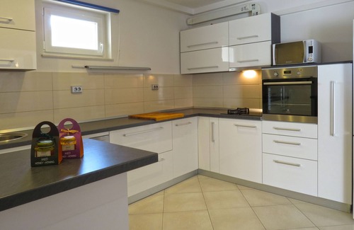Srinjine Apartment | A Mountain Escape From Everyday Life At Apartment Vilar right next to Split!