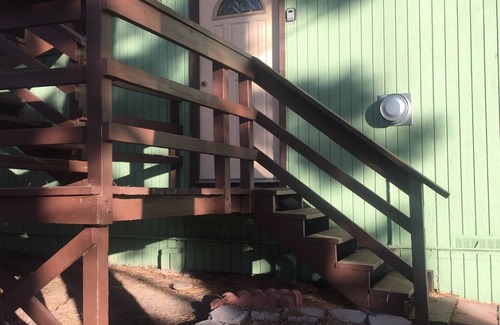 Tahoe Village House | A Mountain Getaway! Charming and Cozy and perfect weekend escape!