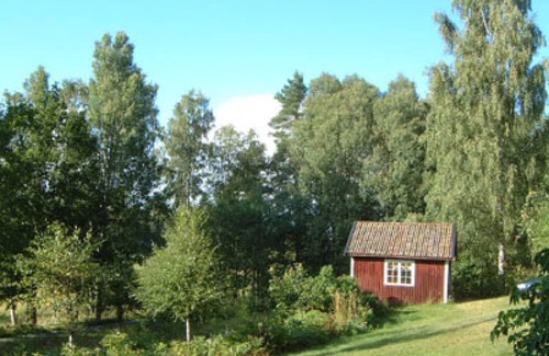 Saffle Municipality Ski Chalet | A natural pearl with a boat and sauna