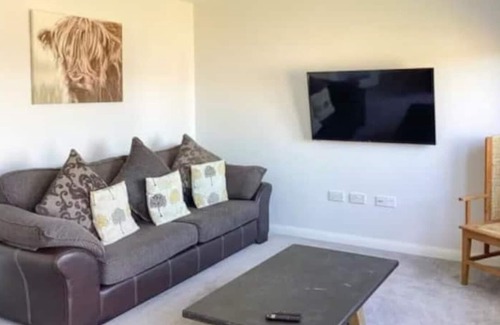 South Galson House | A new build close to all routes.