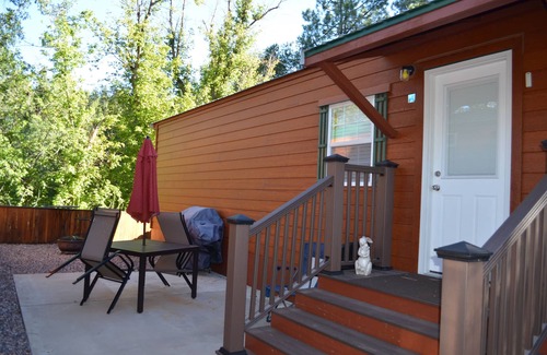 Christopher Creek Cabin | A one bedroom, one bathroom cabin overlooking Christopher Creek.