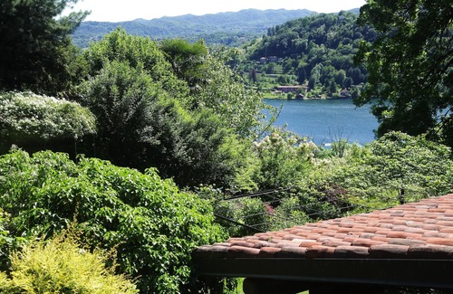 Carcegna House | A Orta's lake view paradise, large house with beautiful private garden