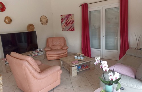 Montarnaud Cabin | A paradise :Villa in the middle of vineyards, with swimming pool