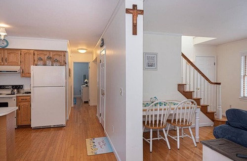 Ocean Pines House | A Pawfect Salty Hideaway-Non Group Rental-4 Bedrooms, 3 Bathrooms, Sleeps 8