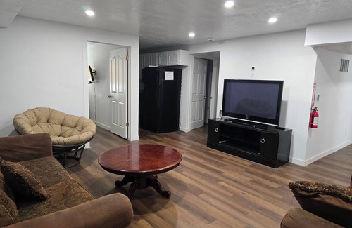 Tooele House | A peaceful abode with adventure and entertainment nearby!