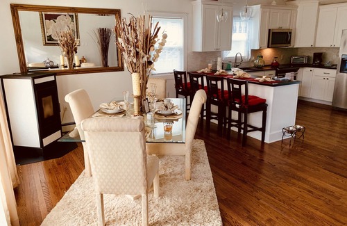 West Mystic House | A Peaceful Mystical Stay!