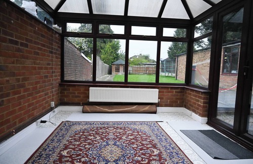 Luton House | A perfect home for family environment.