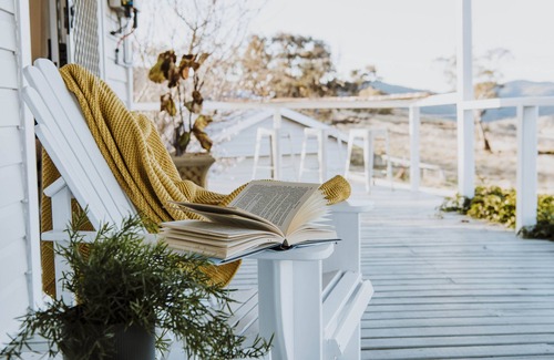 Meroo House | A perfect place to rest, relax and reconnect with friends or family.