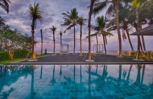Saba Villa | A Piece of Coastal Paradise! Luxury Five Bedrooms Beach Front Villa