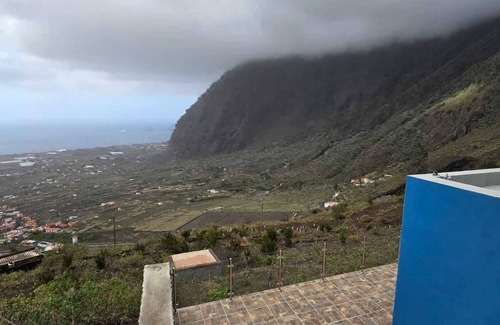 Frontera House | A place of tranquility with unbeatable views of the Atlantic.