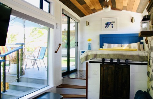 Encinitas House | A Playful and Unique Getaway