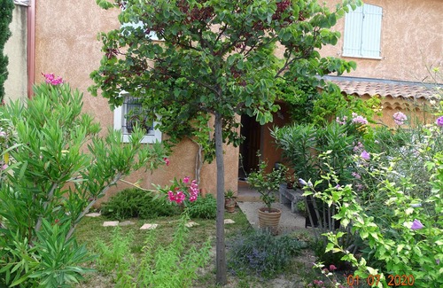 L'Isle-sur-la-Sorgue House | a pleasant base close to a charming town