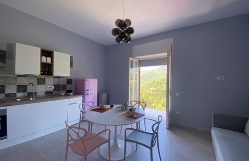 Campinola Apartment | A pop suite in the blue of the Coast in the beautiful setting of the Lattari Mountains