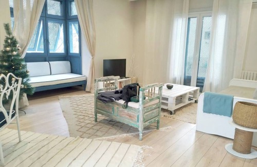 Gammarth Apartment | A quiet little cocoon with a fireplace