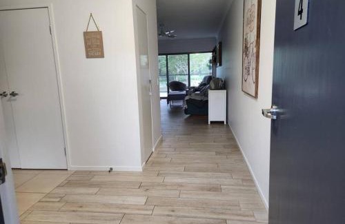 Petrie Apartment | A quiet unit overlooking a reserve