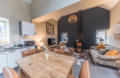 Millom Apartment | A quirky & comfortable property close to beaches & Lake District National Park