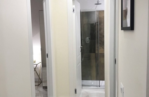 Universita Apartment | A refined and comfortable environment for your relaxing stay
