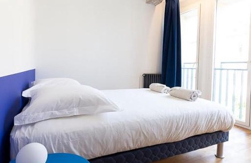 Belsunce Apartment | A renovated Pouillon on the Canebière.