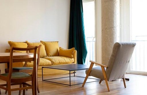 Belsunce Apartment | A renovated Pouillon on the Canebière.