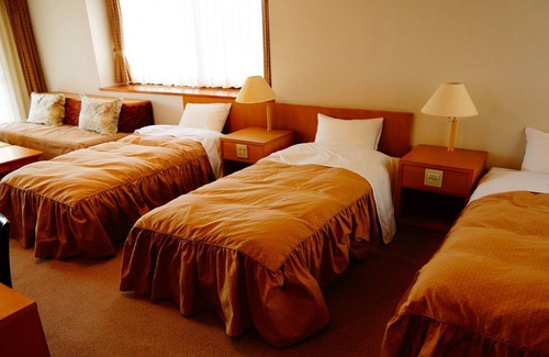 Kamisuwa Onsen House | A room for families and good friends 2 meals incl / Chino Nagano