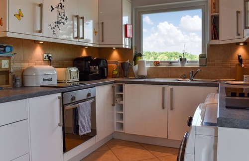Tewitfield Cottage | ’A room with view.