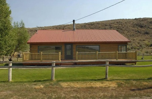 Blaine County Apartment | A Rustic Ranch & Retreat Center in the Heart of the Pioneer Mountain Range near Sun Valley