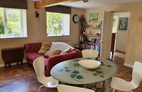 Morwellham Cottage | A secluded riverside cottage nestled in the Devon countryside.