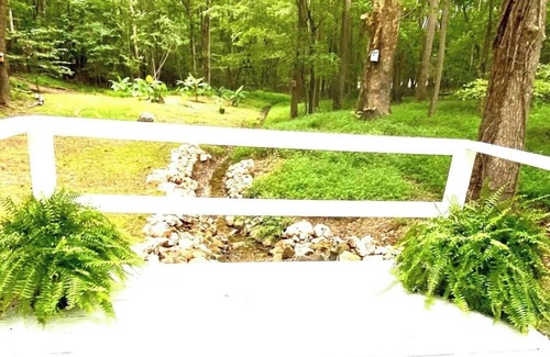 Siler City Cottage | A secluded romantic, relaxing, single/couple retreat in central North Carolina!
