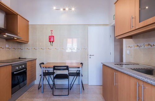 Sao Jorge de Arroios Apartment | A Secret Garden in Lisbon
