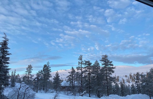 Sirkka Villa | A semi-detached house in the beautiful area of Utsuvaara. Stunning views!