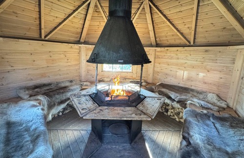 Sirkka Villa | A semi-detached house in the beautiful area of Utsuvaara. Stunning views!